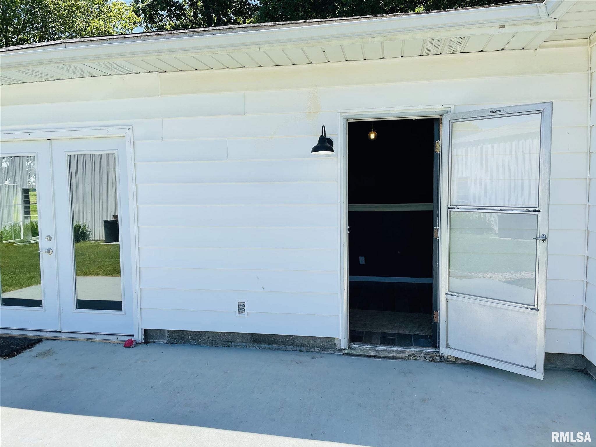 5136 Edgewood Road Salem, IL 62881 - Photo 6 of 48
