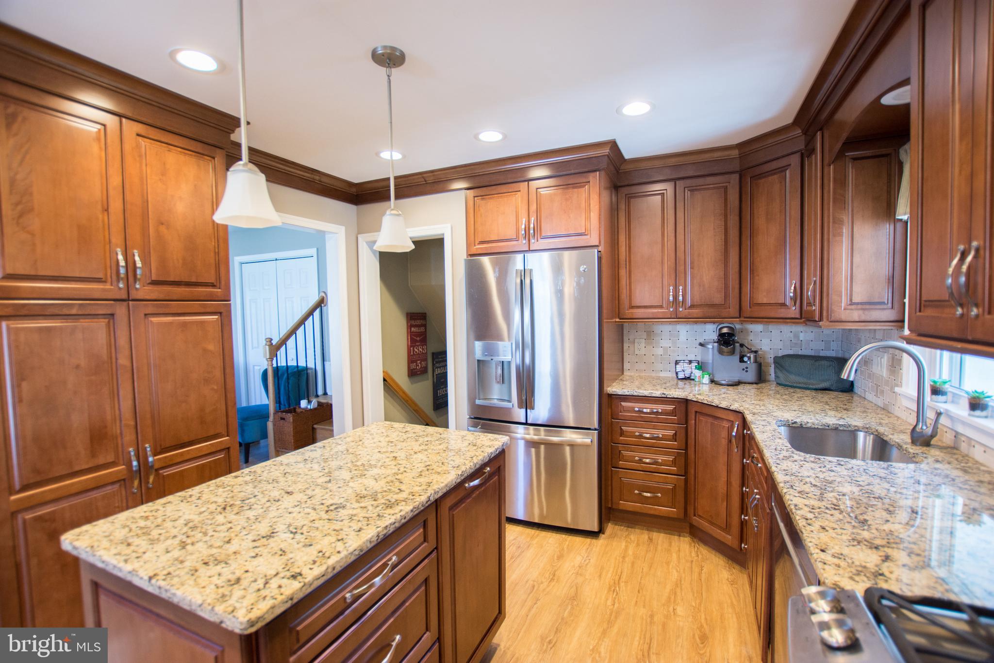 6319 Craigmont Road Catonsville, MD 21228 - Photo 5 of 25