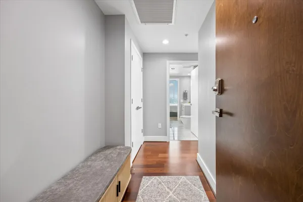 $4,000 | 300 Bowie Street, Unit 2805, Austin, TX 78703