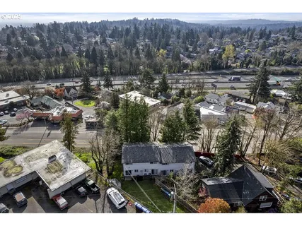 $799,000 | 7820 Southwest 17th Drive, Portland, OR 97219