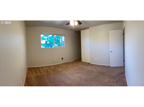 7820 Southwest 17th Drive Portland, OR 97219 - Photo 36 of 38