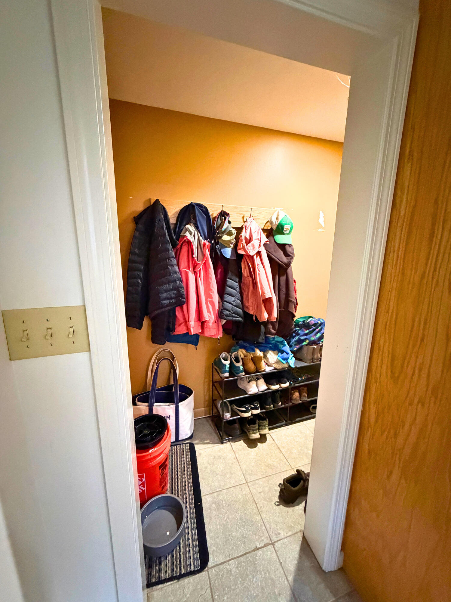 162 East Broadway Extension Bangor, ME 04401 - Photo 5 of 21 Mud Room