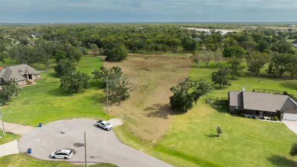 $697,898 | 33211 Blue Marlin Drive, Richwood, TX 77531