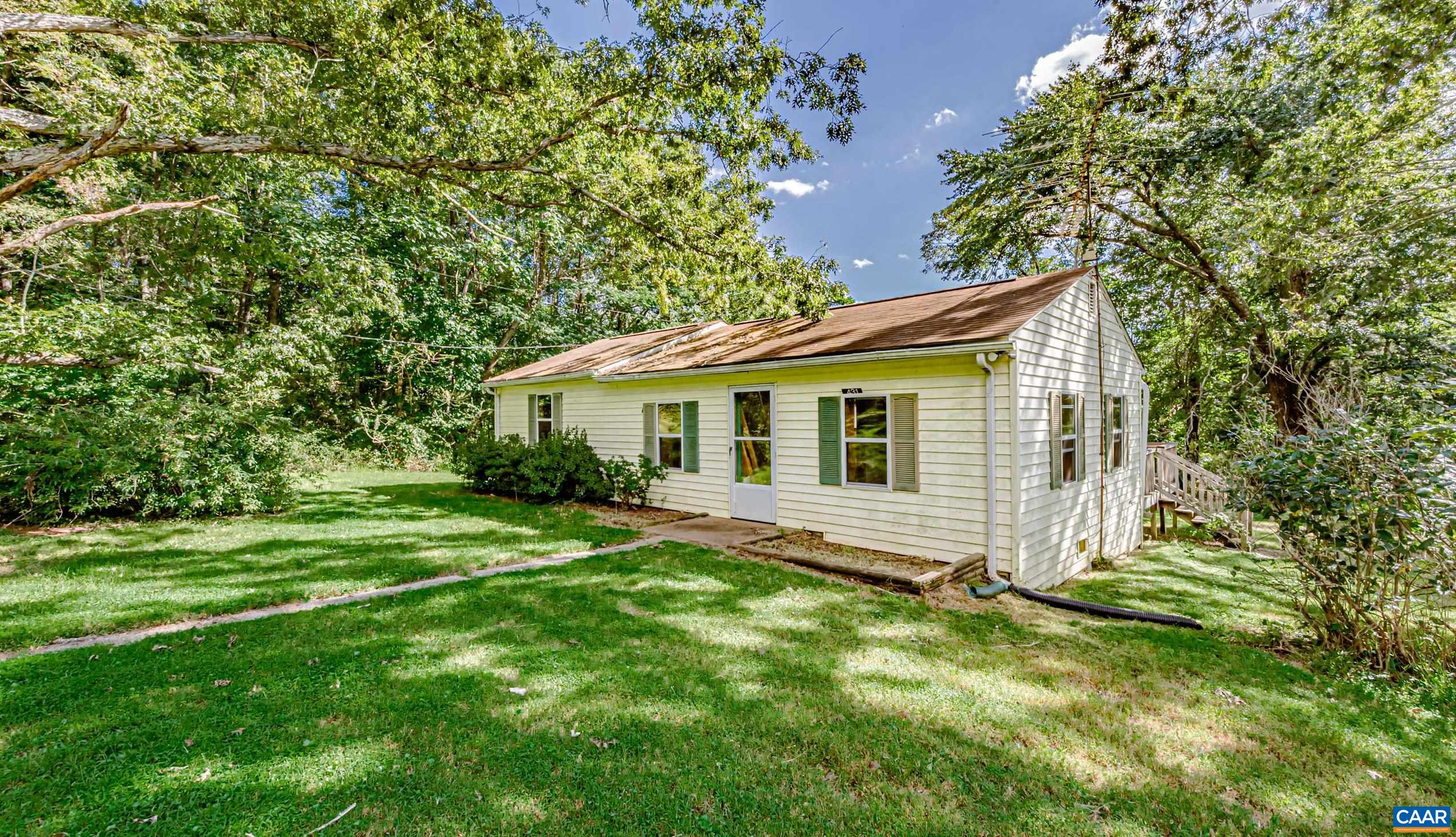 431 Graves Mill Road Madison, VA 22727 - Photo 25 of 26 a front view of a house with a garden