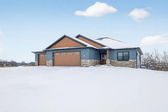 $650,000 | 928 Overlook Drive, Preston, MN 55965