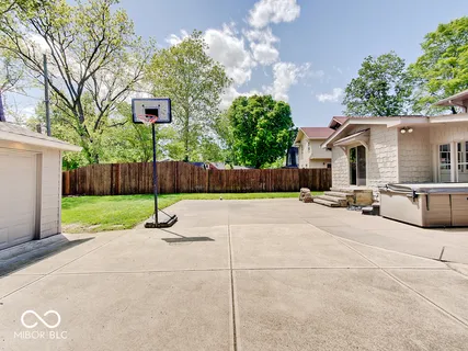 $729,900 | 27 West 46th Street, Indianapolis, IN 46208