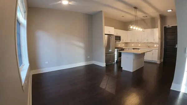 $3,650 | 2050 North Clark Street, Unit 505, Chicago, IL 60614