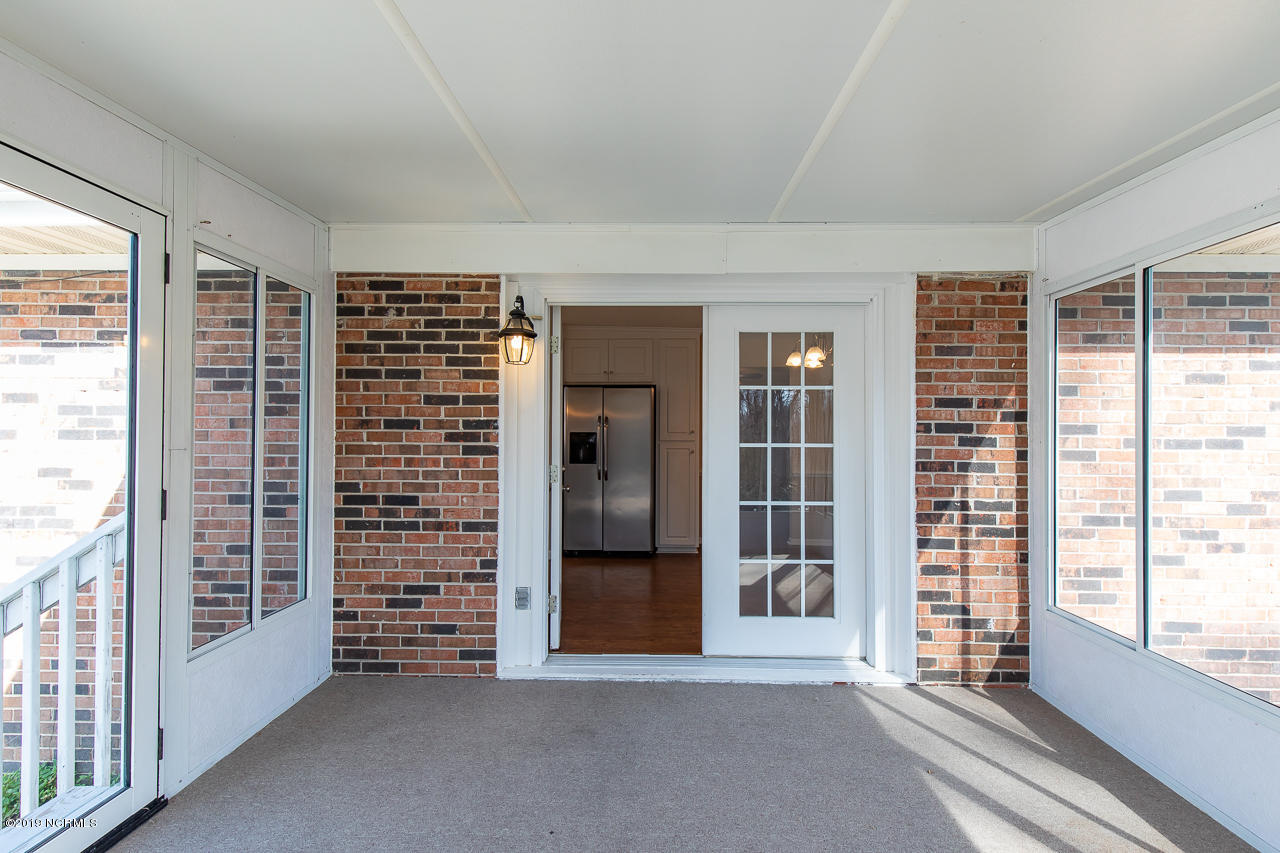 302 Sheffield Road Jacksonville, NC 28546 - Photo 26 of 32 RE-26