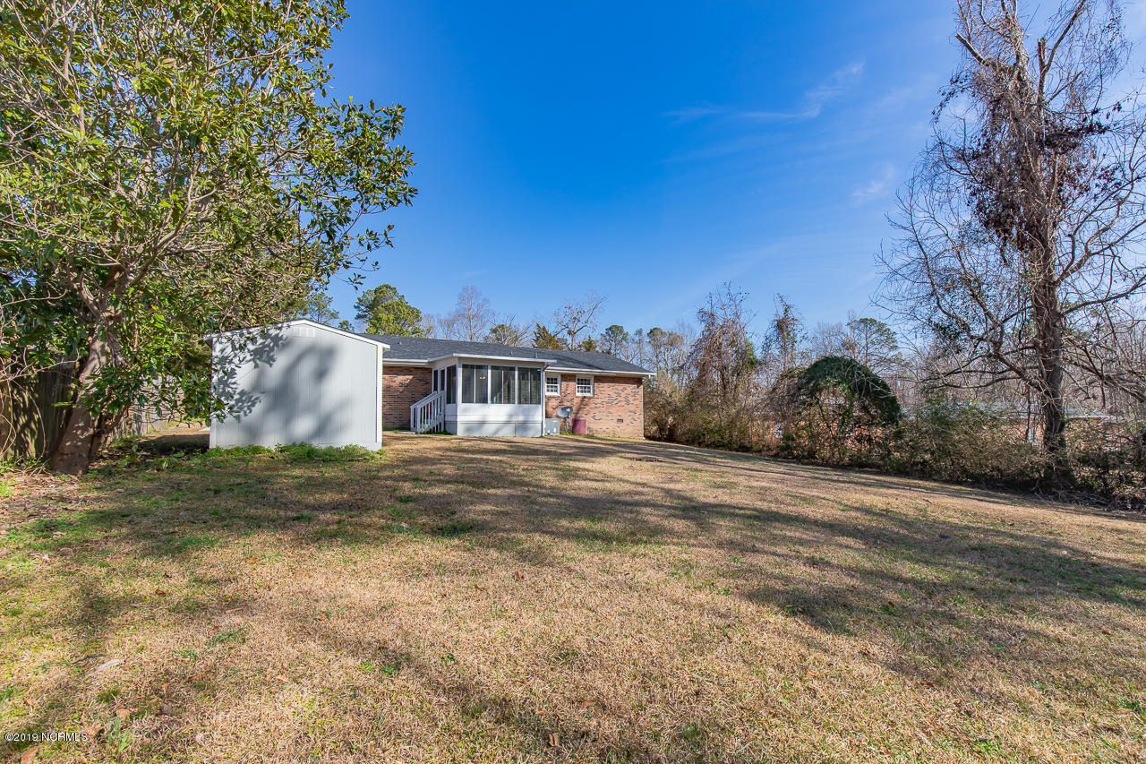 302 Sheffield Road Jacksonville, NC 28546 - Photo 29 of 32 RE-29