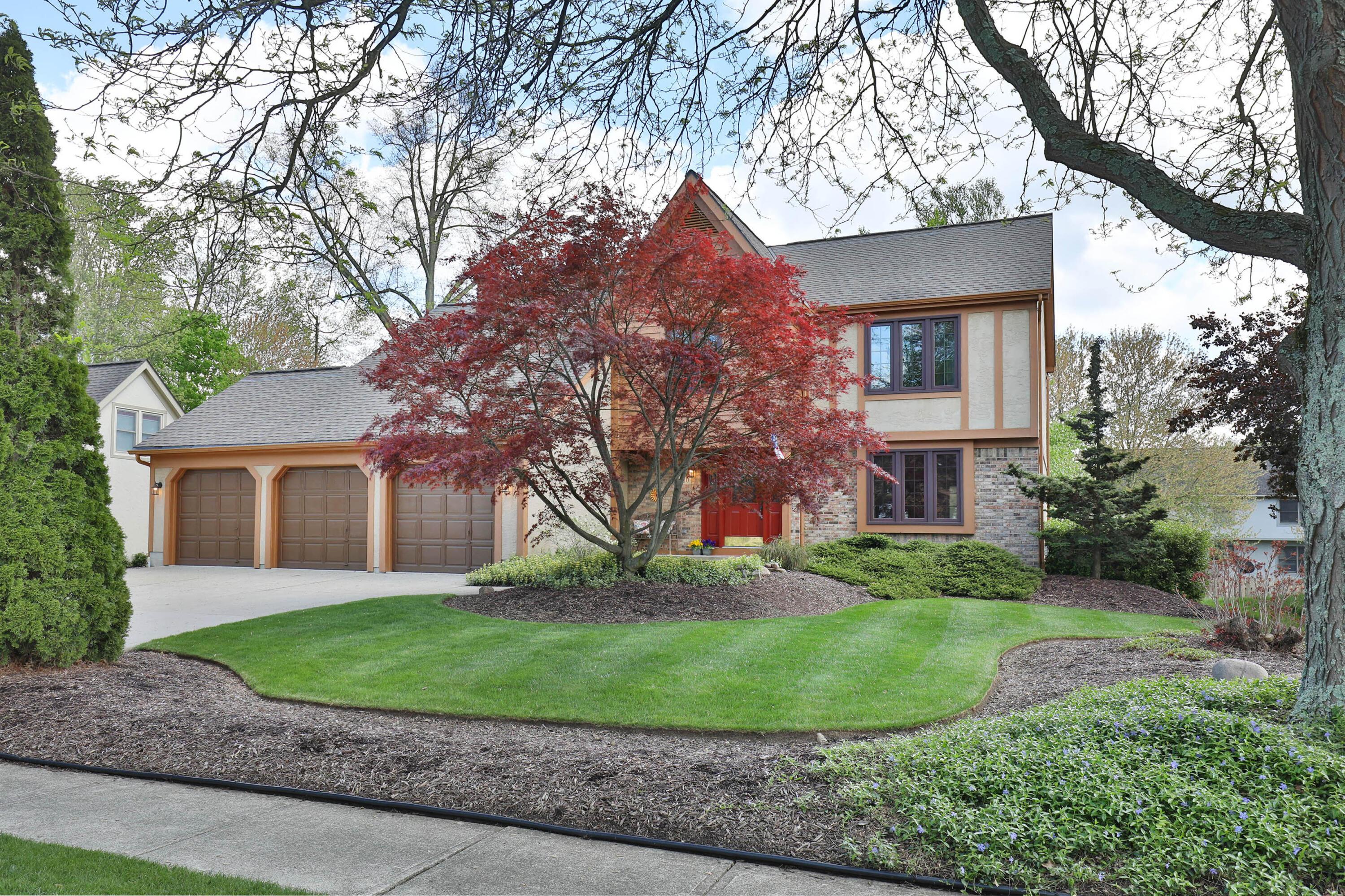 930 Riva Ridge Boulevard Columbus, OH 43230 - Photo 3 of 52 a930-RivaRidge-03