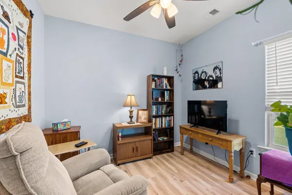 $270,000 | 406 Shallow Cv Drive, Conway, SC 29527