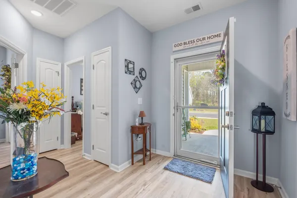 $270,000 | 406 Shallow Cv Drive, Conway, SC 29527