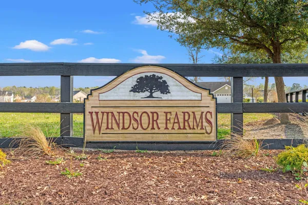 $270,000 | 406 Shallow Cv Drive, Conway, SC 29527