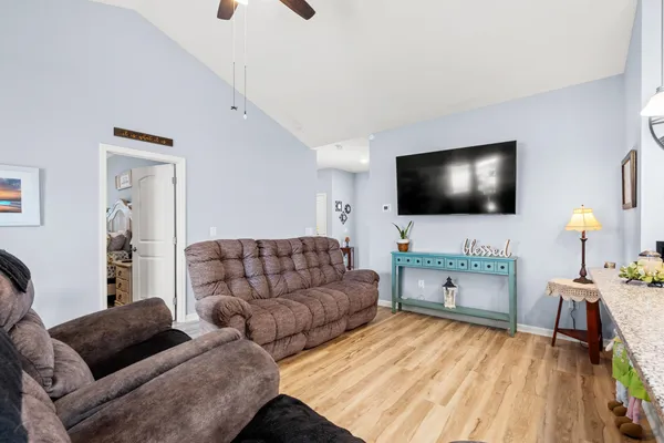 $270,000 | 406 Shallow Cv Drive, Conway, SC 29527