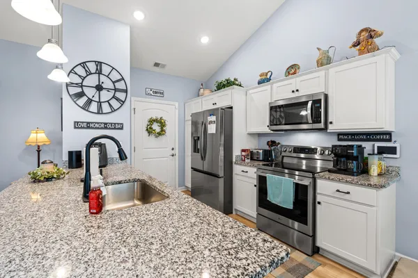 $270,000 | 406 Shallow Cv Drive, Conway, SC 29527