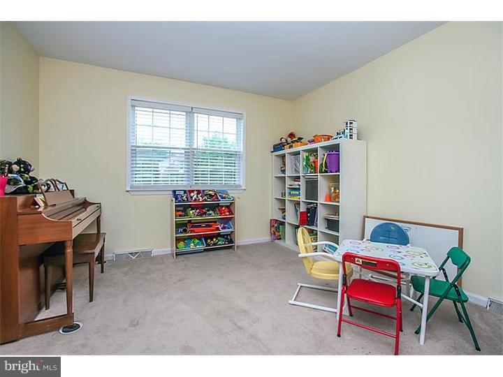 109 Gilmore Road Havertown, PA 19083 - Photo 19 of 25 Living Room