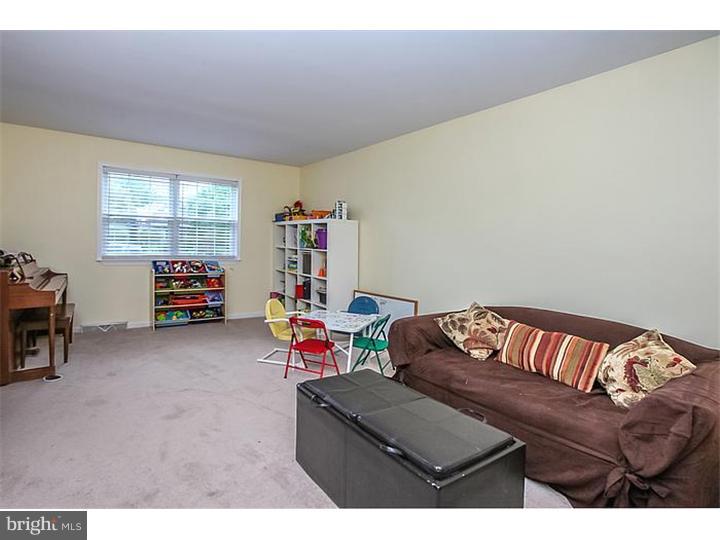 109 Gilmore Road Havertown, PA 19083 - Photo 21 of 25 Living Room