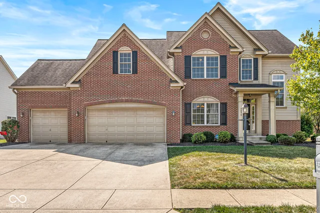 $394,500 | 1273 Balsam Fir Pass, Avon, IN 46123