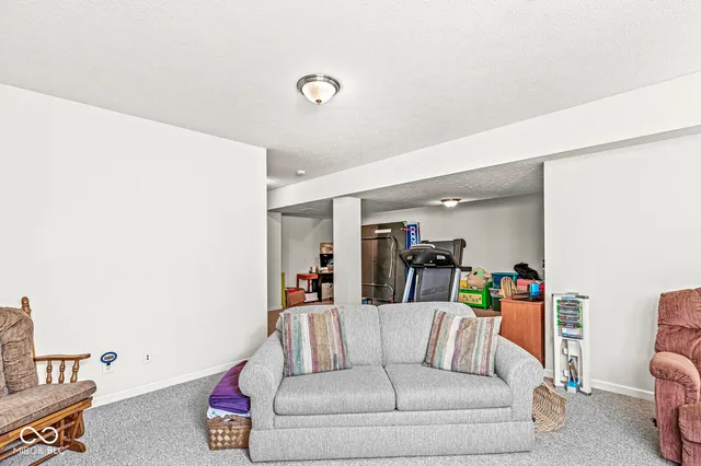 $394,500 | 1273 Balsam Fir Pass, Avon, IN 46123