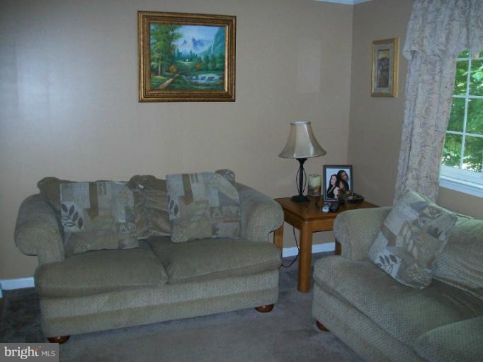 8304 Windfall Road Springfield, VA 22153 - Photo 12 of 19 Living Room