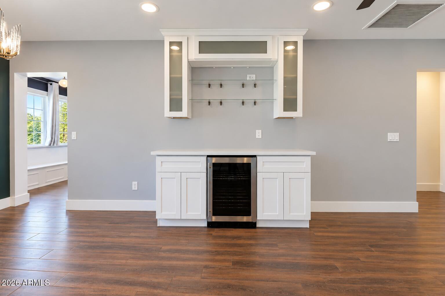 1311 West Thomas Road Phoenix, AZ 85007 - Photo 12 of 60 Bar Area