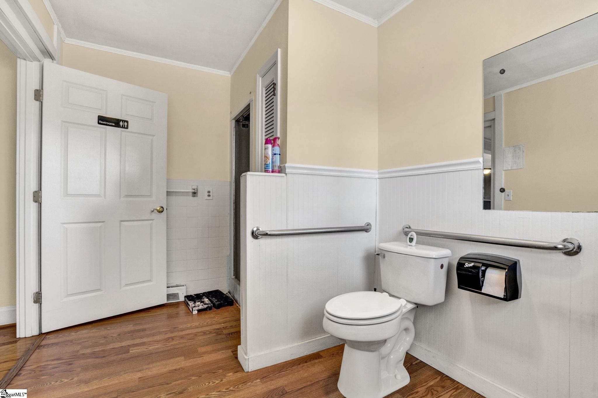 108 Keowee School Road Seneca, SC 29672 - Photo 33 of 37 Gallery Image 33