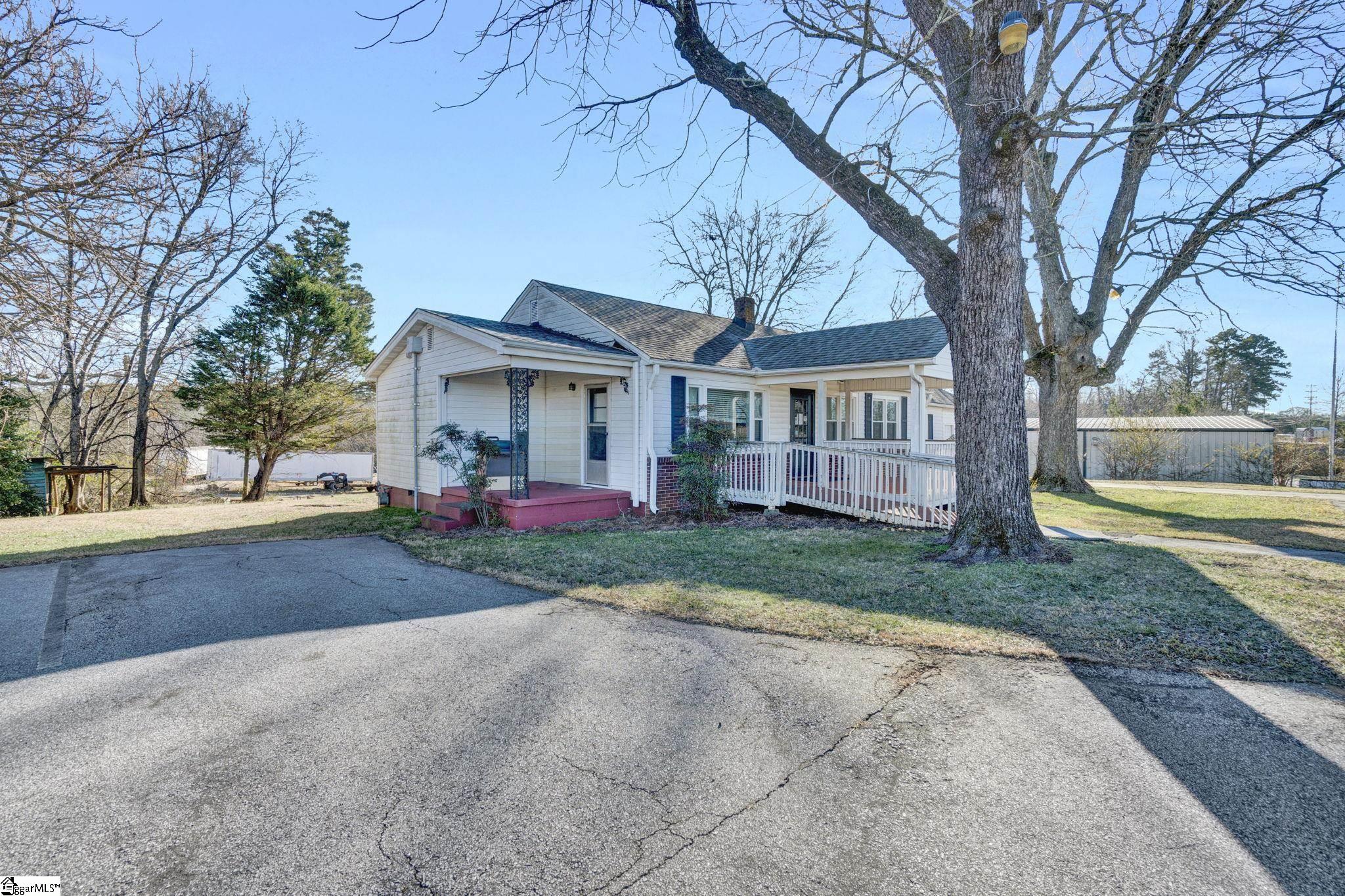 108 Keowee School Road Seneca, SC 29672 - Photo 8 of 37 Gallery Image 8