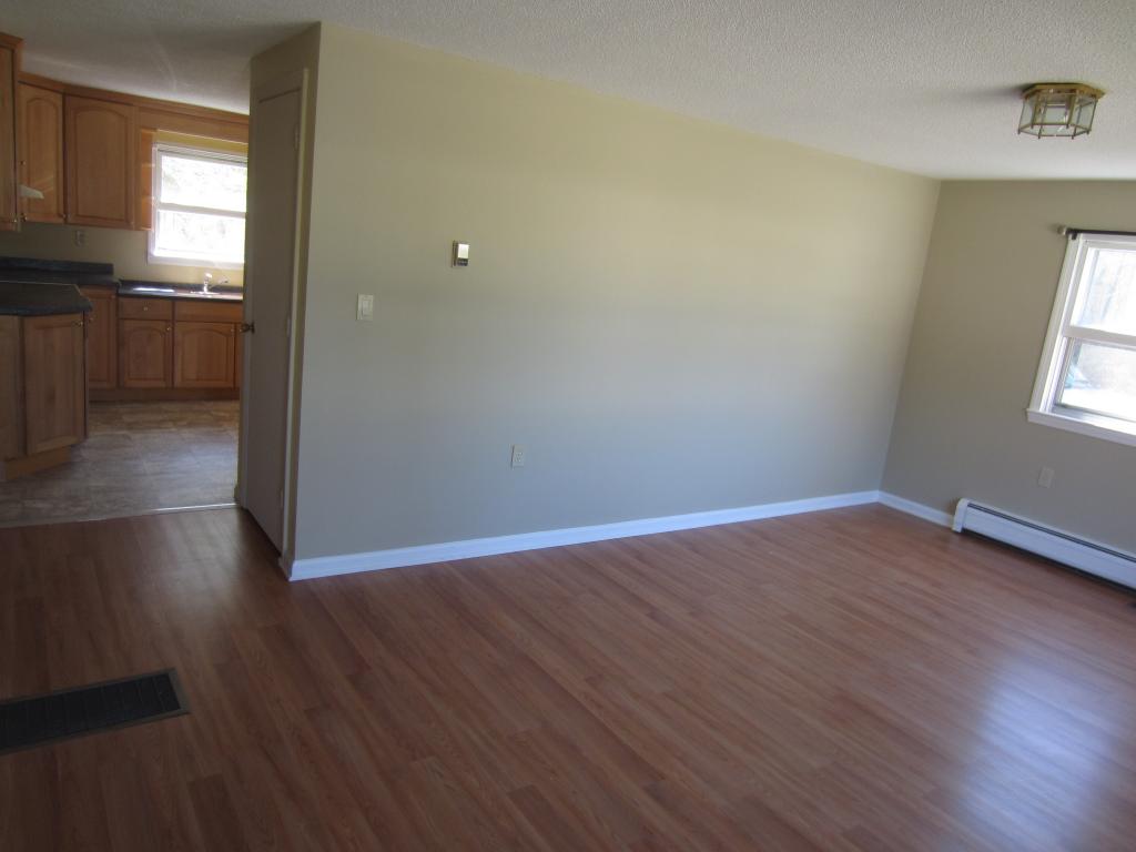 8 Redwing Road Concord, NH 03301 - Photo 6 of 17