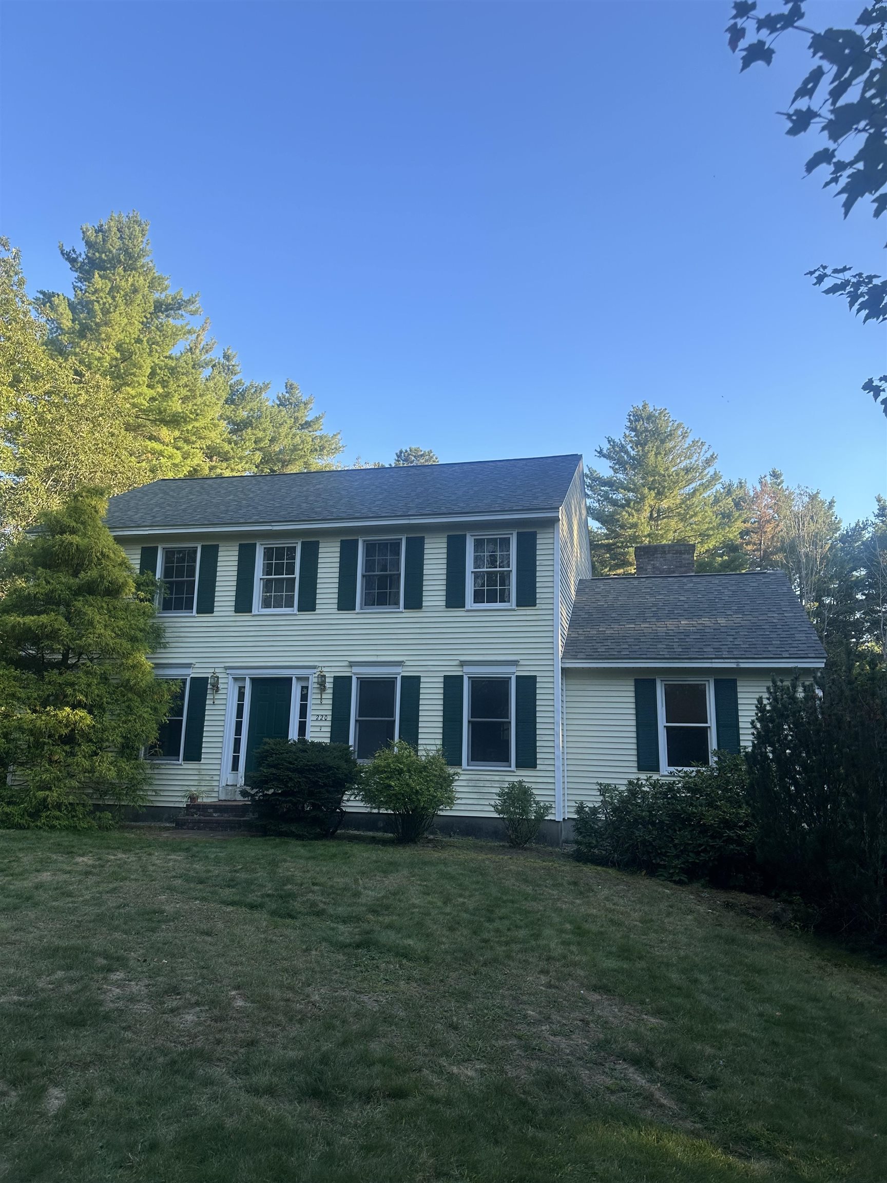 220 Beals Road Bedford, NH 03110 - Photo 1 of 22