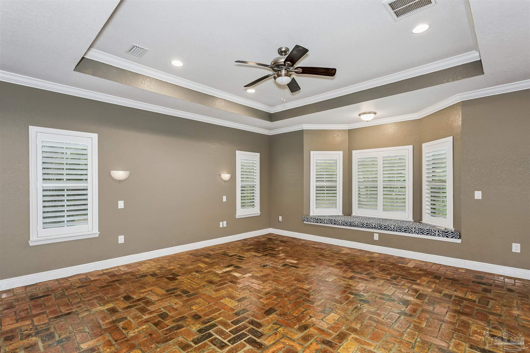 16340 Innerarity Point Road Pensacola, FL 32507 - Photo 17 of 25