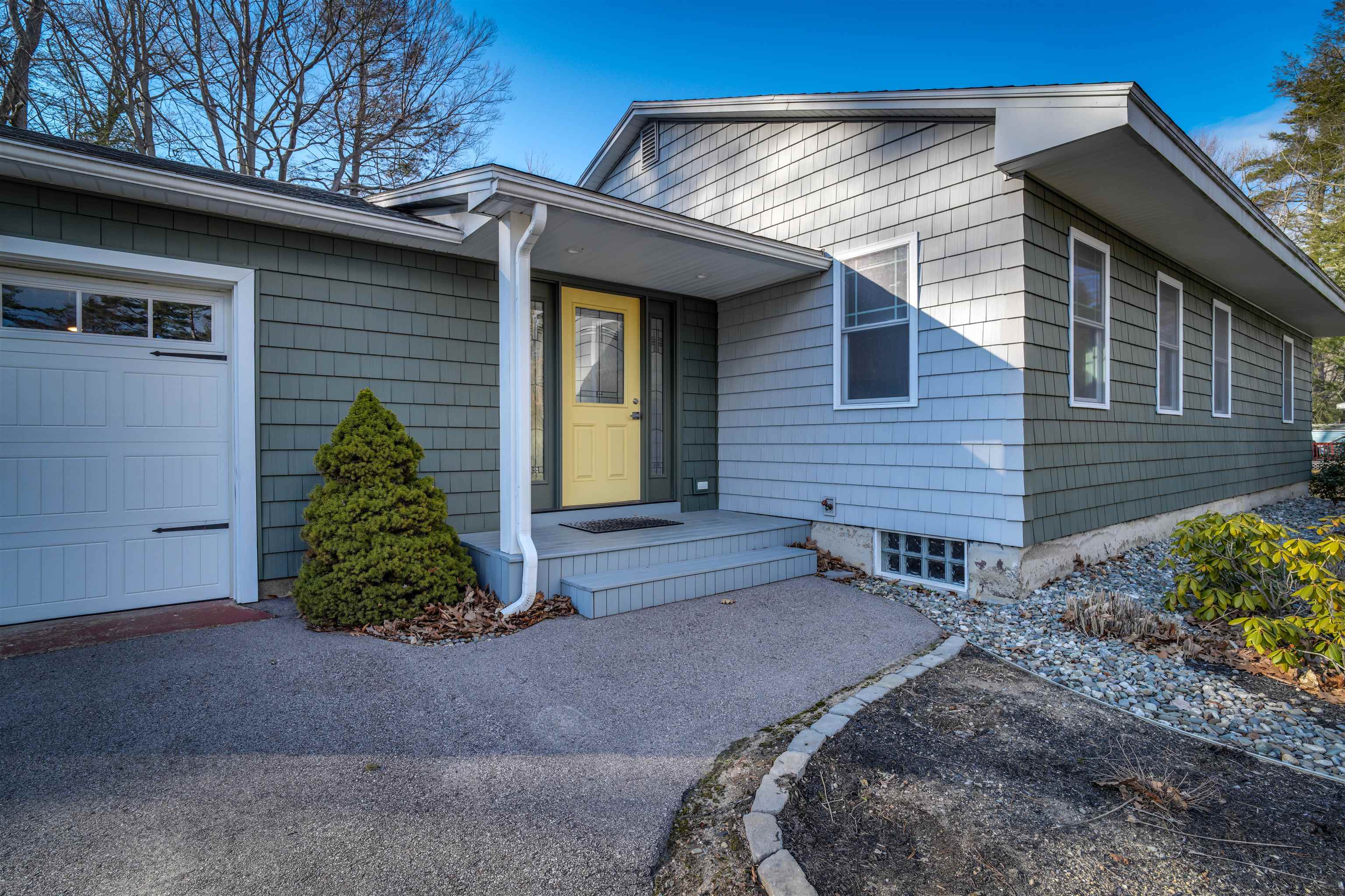 159 Durham Road Dover, NH 03820 - Photo 2 of 31