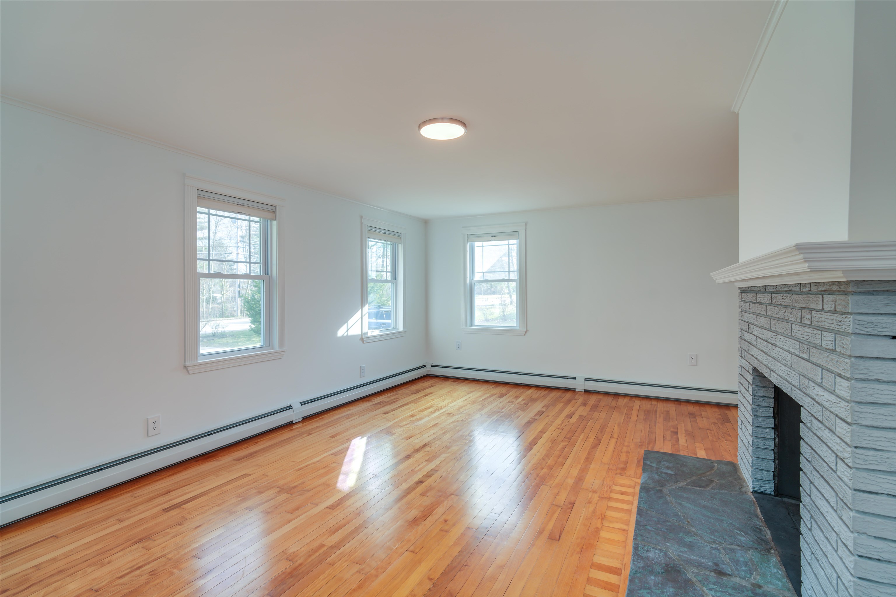 159 Durham Road Dover, NH 03820 - Photo 5 of 31