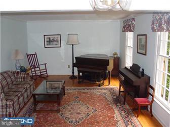 306 Cox Road Newark, DE 19711 - Photo 3 of 12 Gallery Image 3