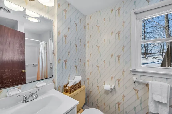 $432,500 | 88 Basil Road, Chicopee, MA 01020