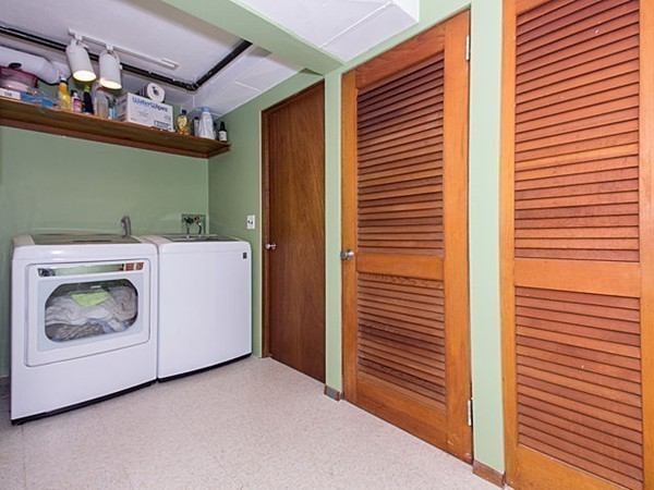 138 Weston Road Lincoln, MA 01773 - Photo 13 of 22 a utility room with dryer and washer