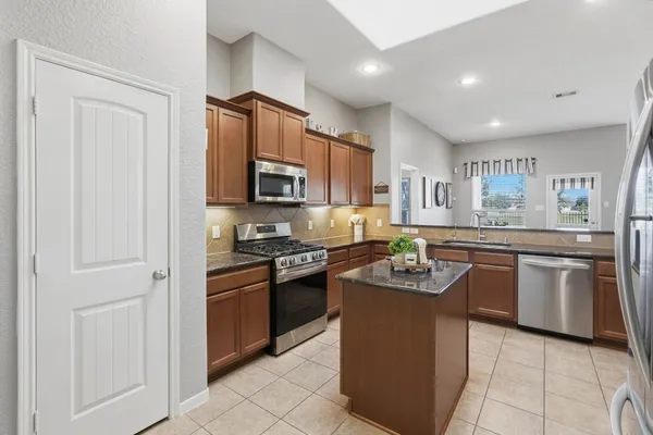 $325,000 | 8906 Jordi Drive, Tomball, TX 77375