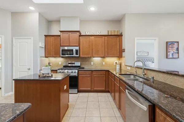 $325,000 | 8906 Jordi Drive, Tomball, TX 77375