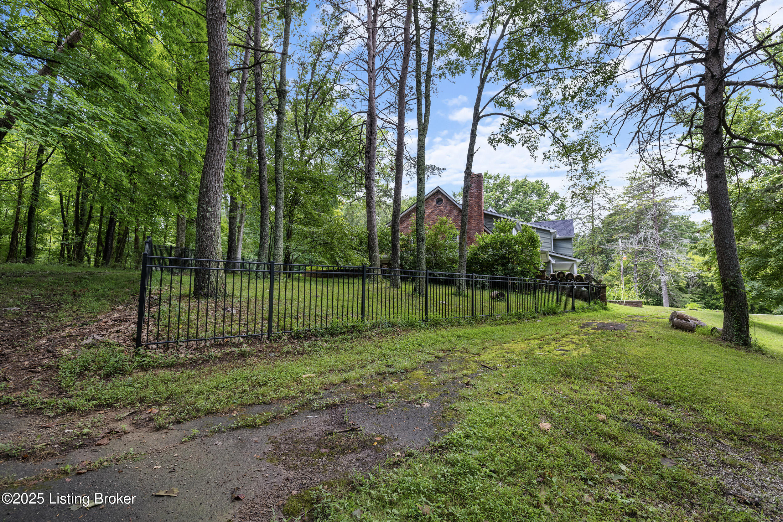 3800 Old Routt Road Louisville, KY 40299 - Photo 62 of 79 3U8A5616