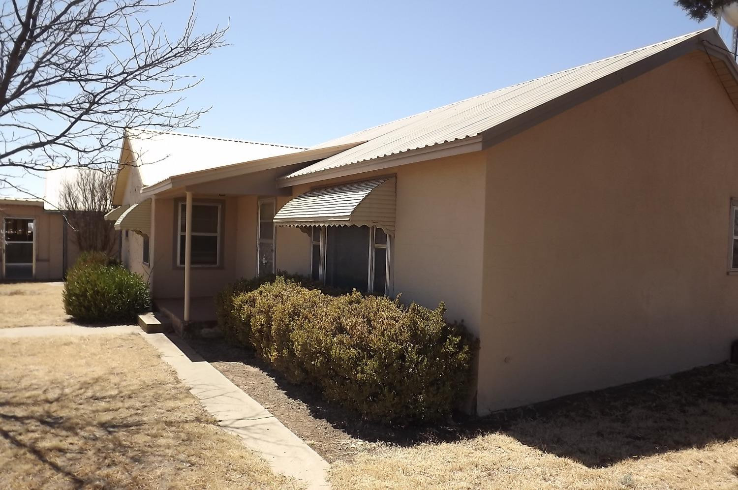 607 Avenue J Shallowater, TX 79363 - Photo 3 of 10 Photo 3