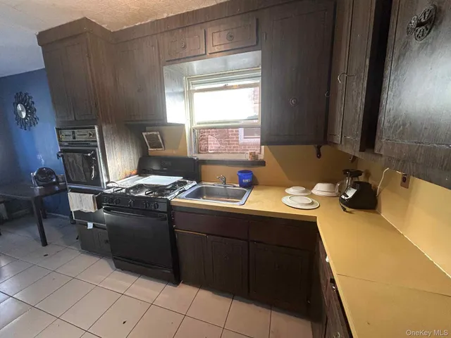 $1,100,000 | 96-28 41st Avenue | South Corona