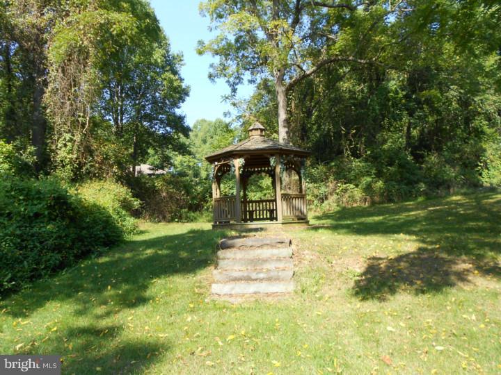 480 Reeds Road Downingtown, PA 19335 - Photo 5 of 25 Gallery Image 5