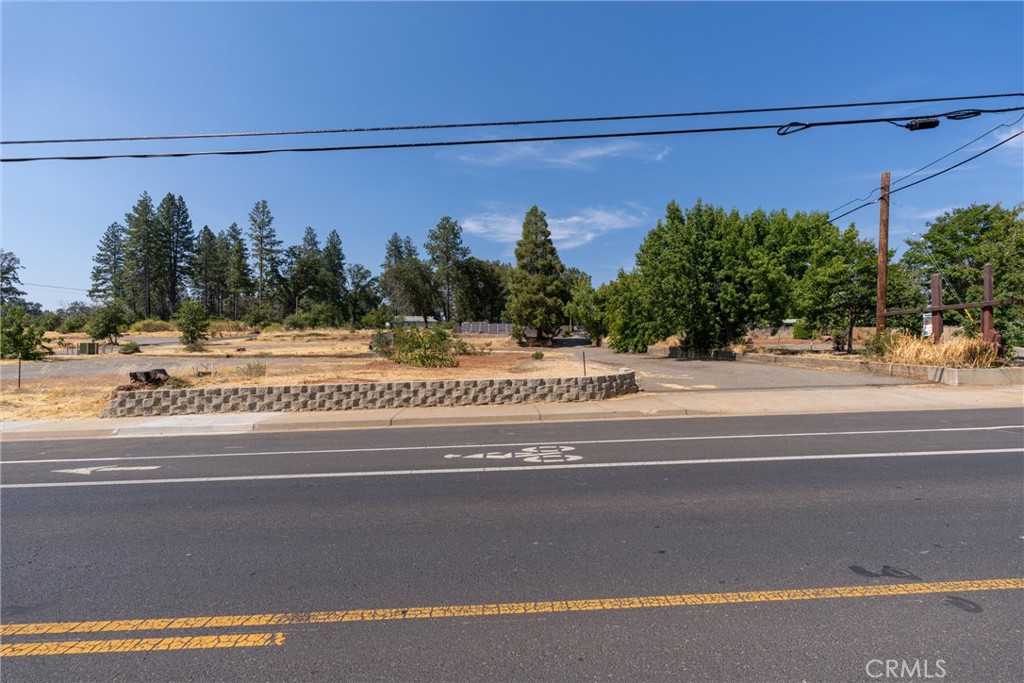 597 Pearson Road Paradise, CA 95969 - Photo 8 of 13 Gallery Image 8