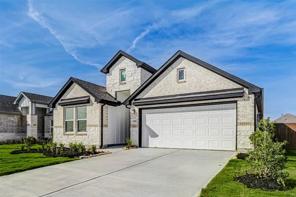 $419,900 | 13214 Hayden Peak Drive, Iowa Colony, TX 77583