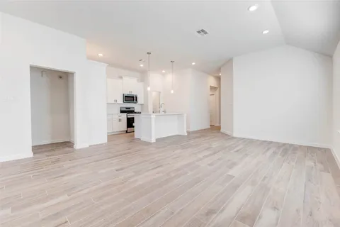 $419,900 | 13214 Hayden Peak Drive, Iowa Colony, TX 77583