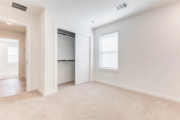 $419,900 | 13214 Hayden Peak Drive, Iowa Colony, TX 77583