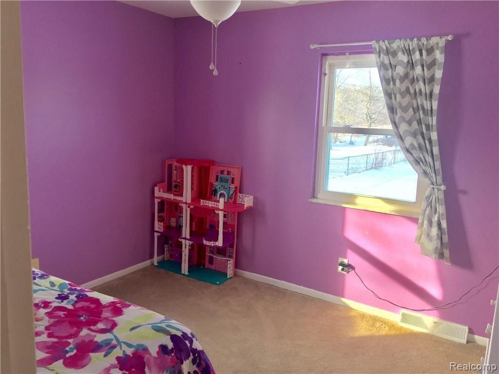 361 Fowlerville Road Fowlerville, MI 48836 - Photo 9 of 13 Image-3.jpg
