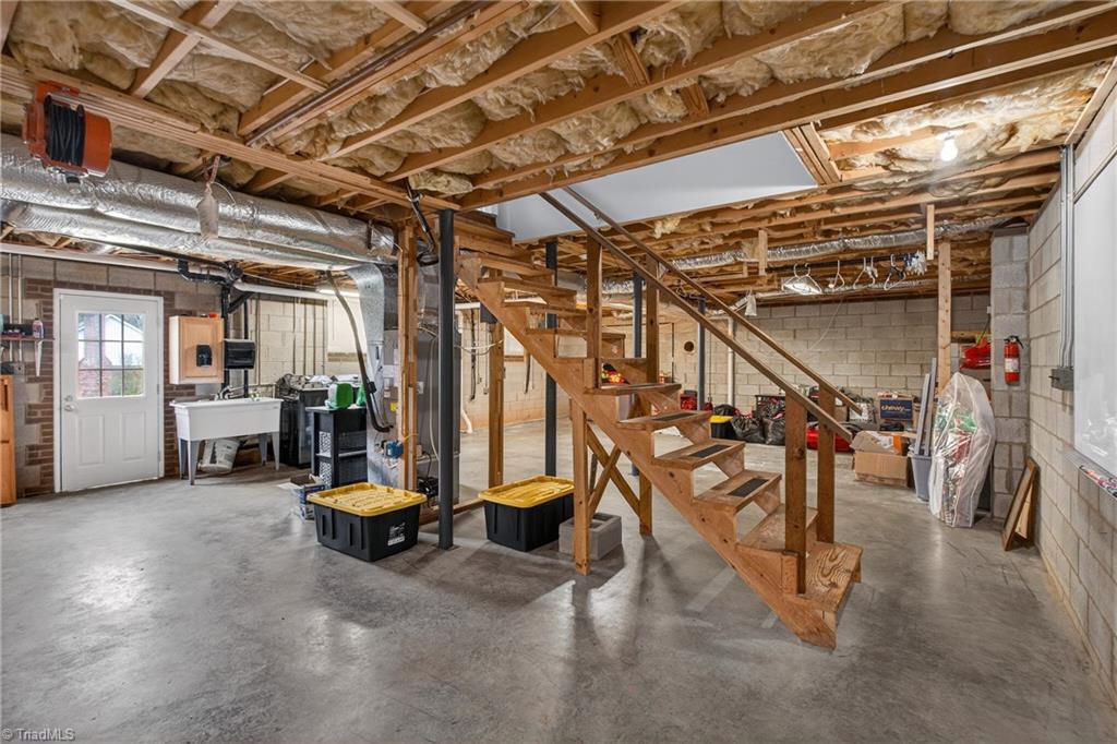 8388 Coachman Lane Rural Hall, NC 27045 - Photo 28 of 42