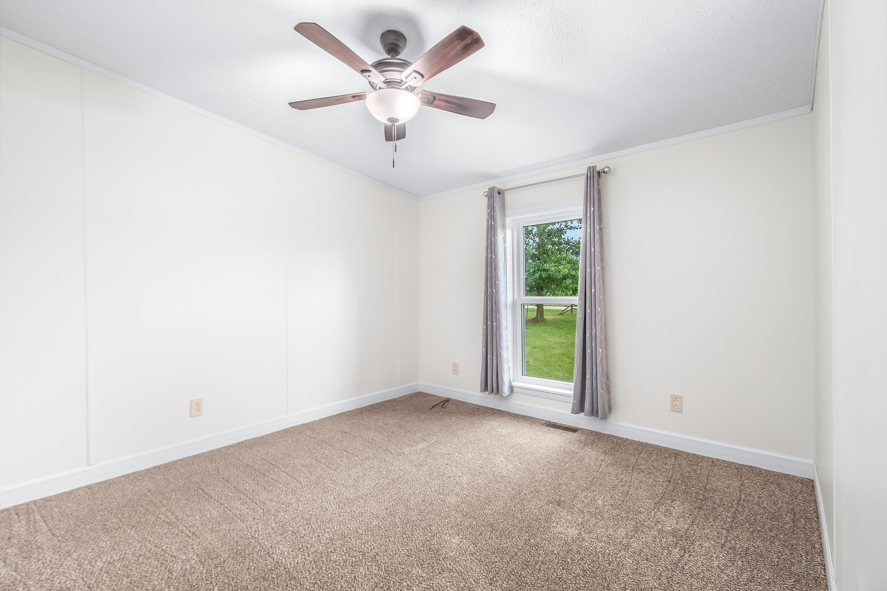 804 Clarendon Road Quincy, MI 49082 - Photo 23 of 49 44