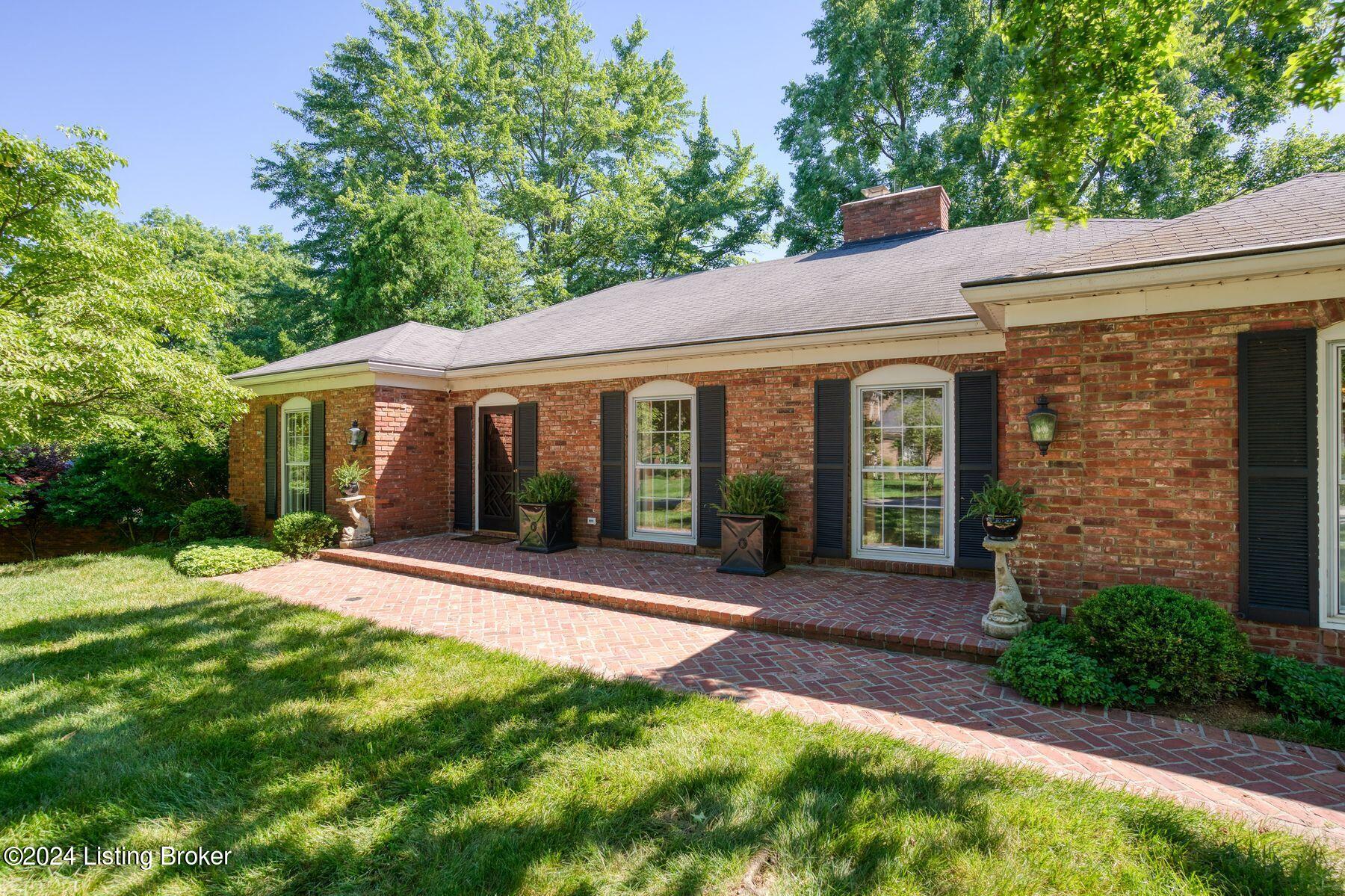 2009 Starmont Road Louisville, KY 40207 - Photo 4 of 50 photo_online_003