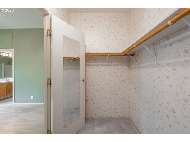 $269,000 | 299 4th Street, Maupin, OR 97037